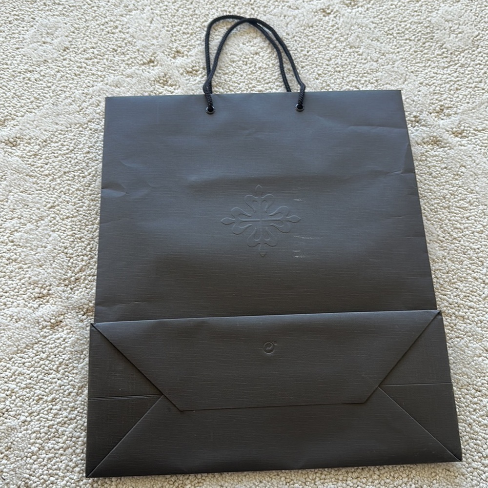 Authentic Patek Philippe Luxury Shopping Bag - Picture 2 of 3